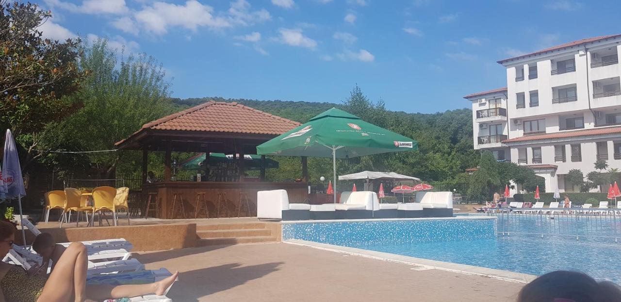 רוגאצ'בו Harmony Hills Kolevi Apartments מראה חיצוני תמונה