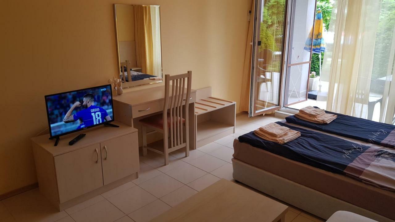 רוגאצ'בו Harmony Hills Kolevi Apartments מראה חיצוני תמונה