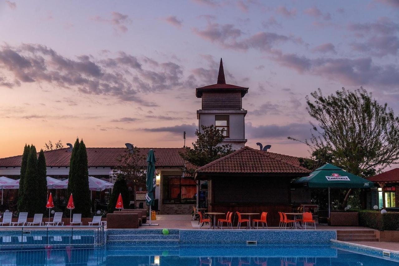 רוגאצ'בו Harmony Hills Kolevi Apartments מראה חיצוני תמונה